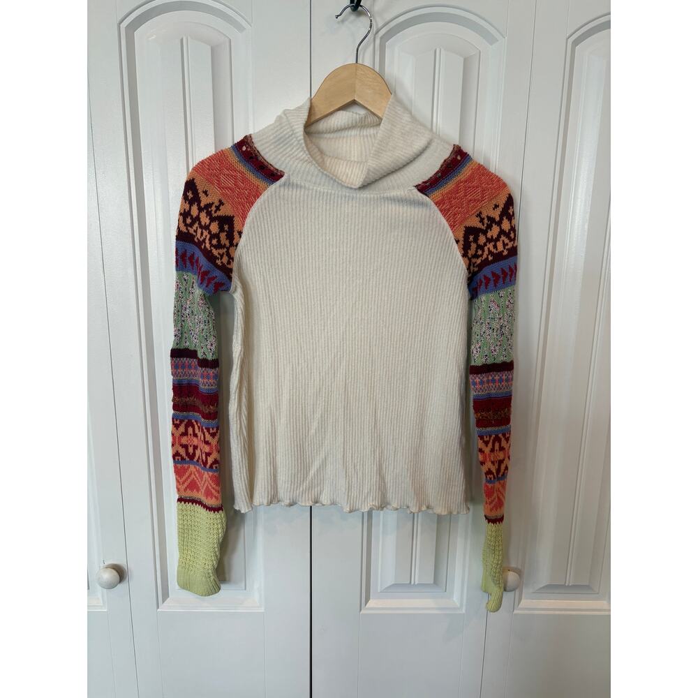 Free People‎ White Mutli Color Sleeve Turtle Neck Size XS